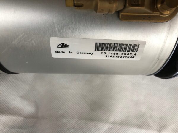 AUDI A8 D3 AMORTYZATOR PRZÓD ORYGINAŁ AUDI