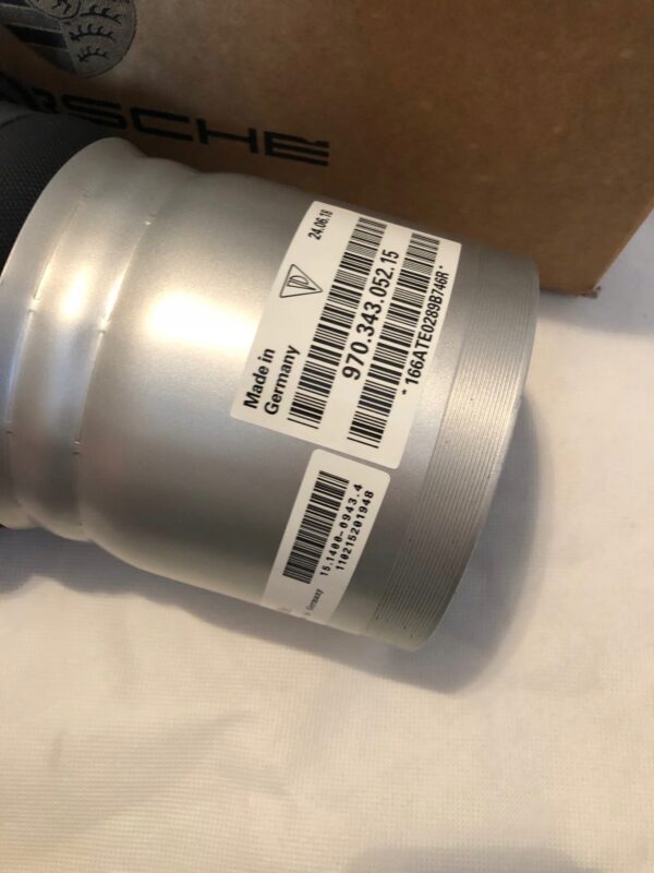 e1af99fc4407a41304e06dd39c20 MIECH PODUSZKA PORSCHE PANAMERA PRZÓD ORYGINAŁ